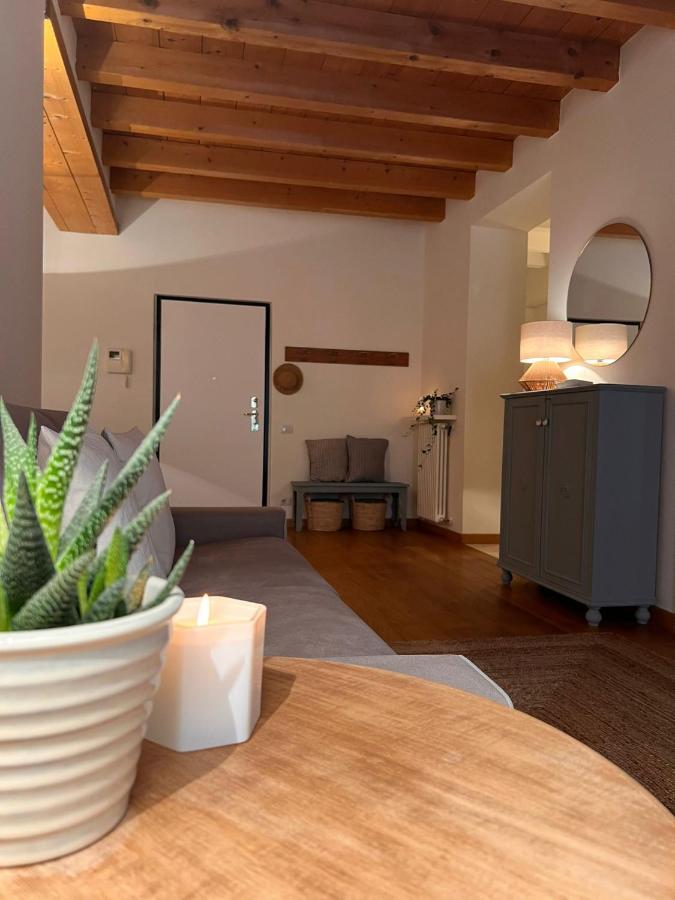 Apartamento Il Bacio Como Exterior foto